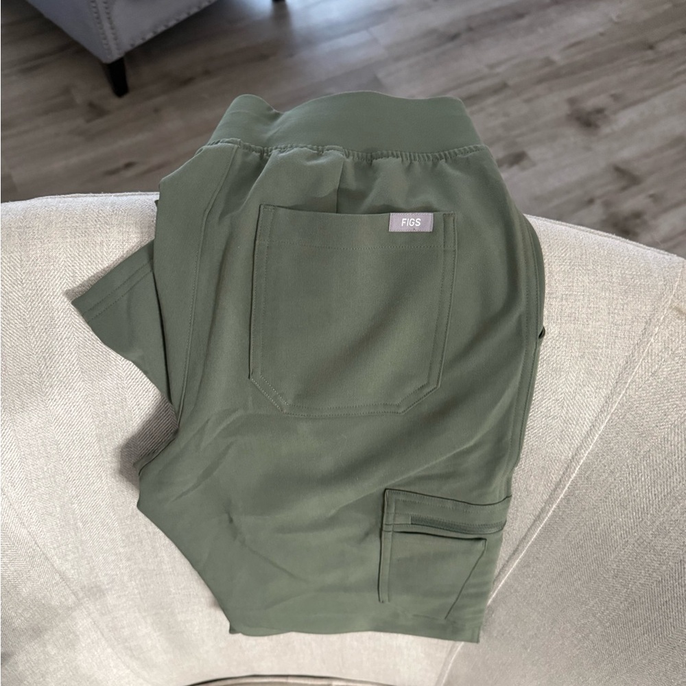 Figs High Waisted Yola Skinny Scrub Pants-  Small Tall